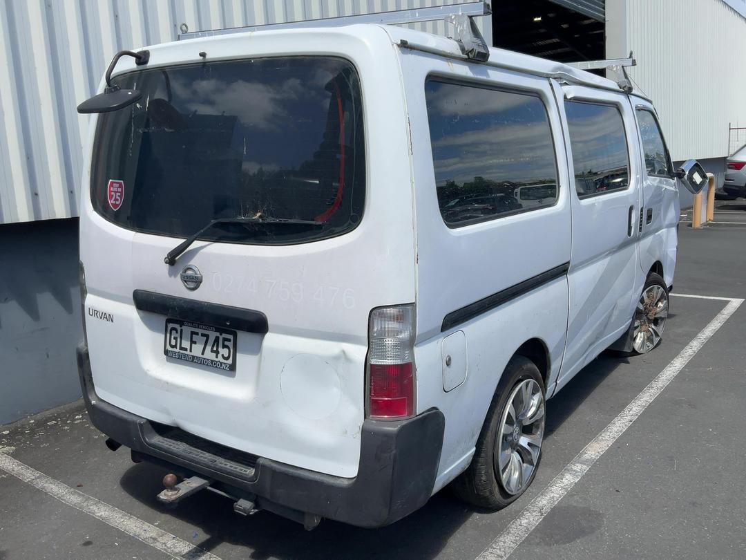 Photo '4' of Nissan Urvan Photo '4' of Nissan Urvan