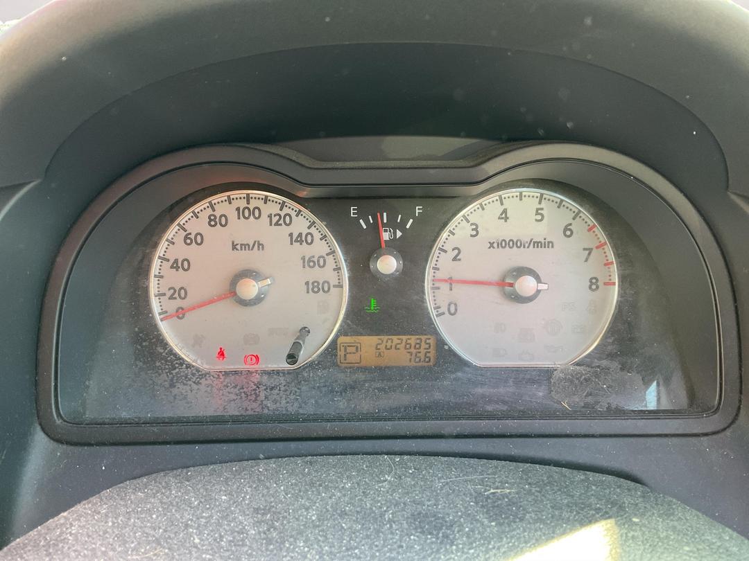 Photo '8' of Nissan Wingroad