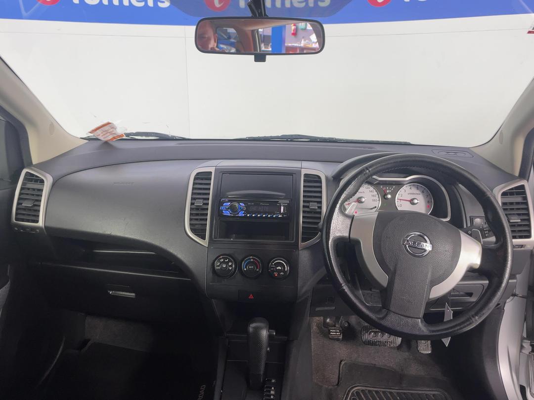 Photo '17' of Nissan Wingroad