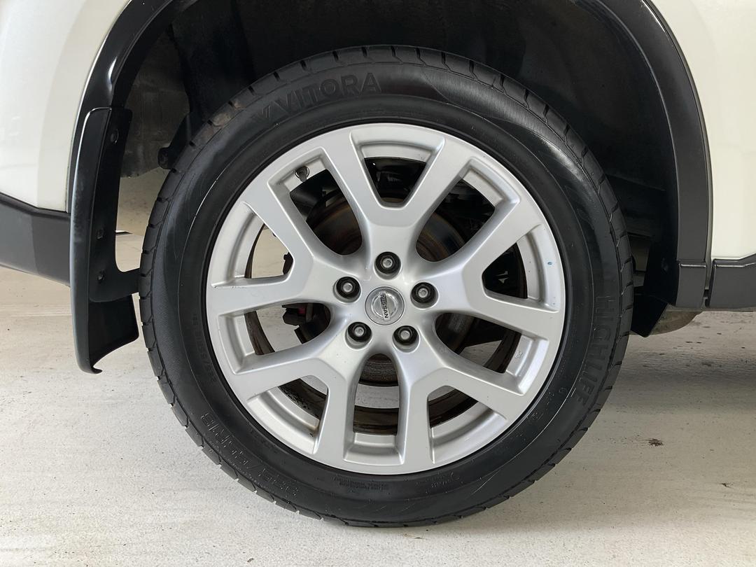 Photo '12' of Nissan X-Trail