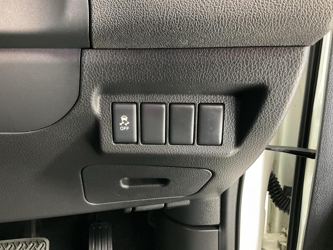 Photo '29' of Nissan X-Trail