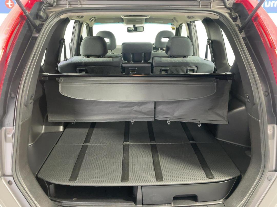 Photo '14' of Nissan X-Trail