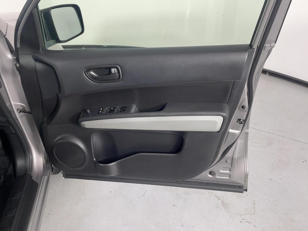 Photo '15' of Nissan X-Trail