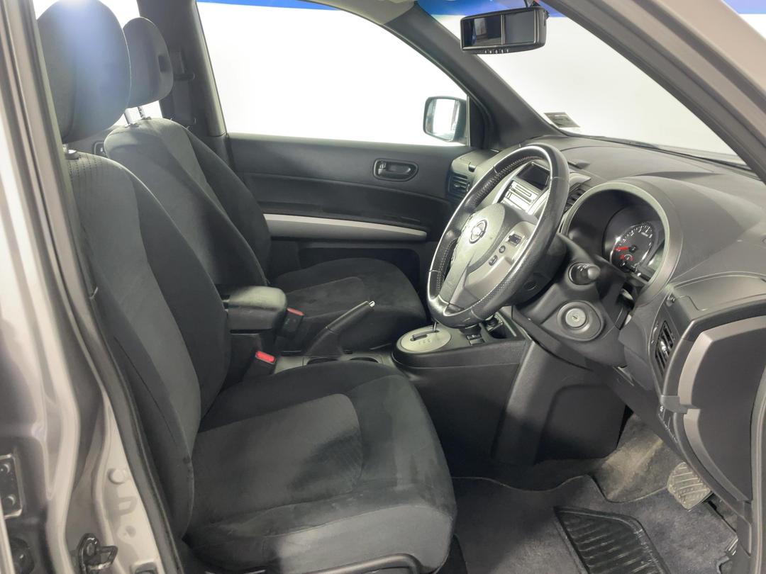 Photo '16' of Nissan X-Trail