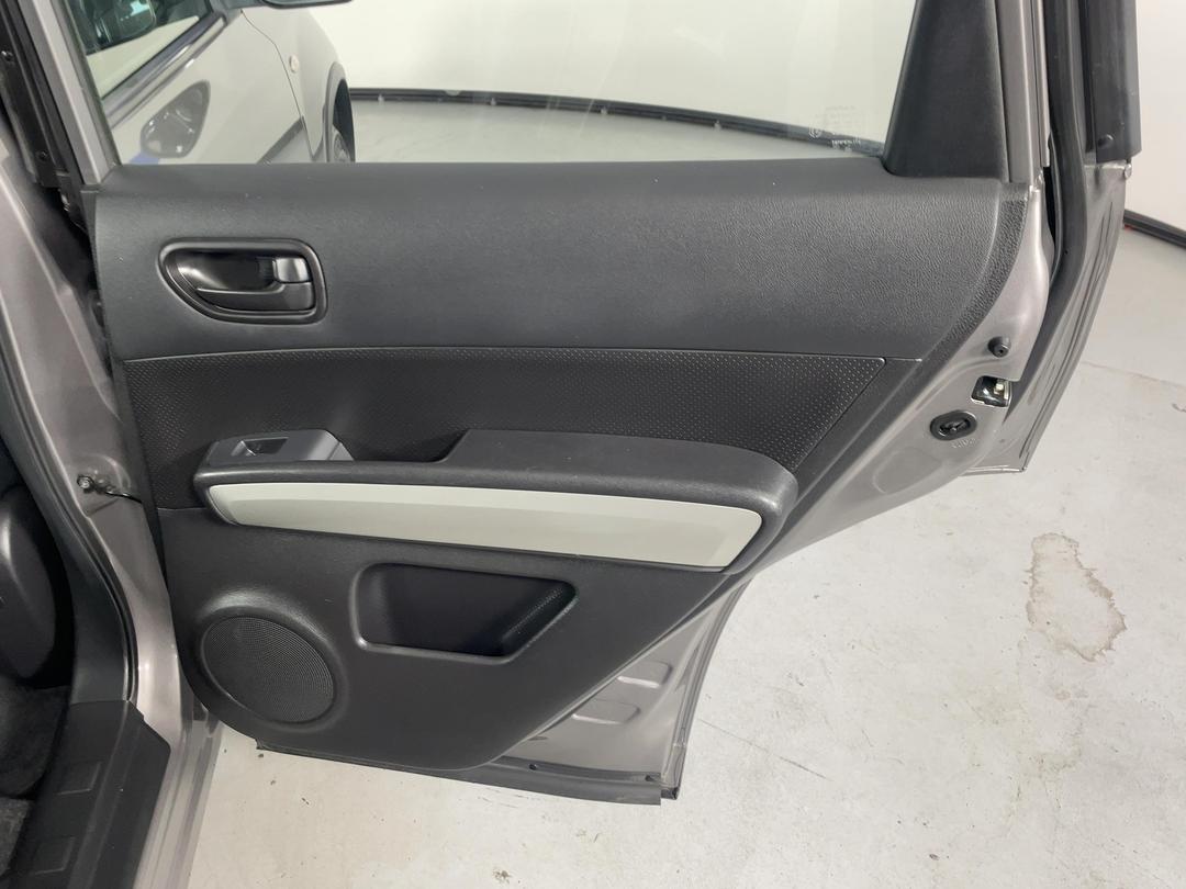 Photo '19' of Nissan X-Trail