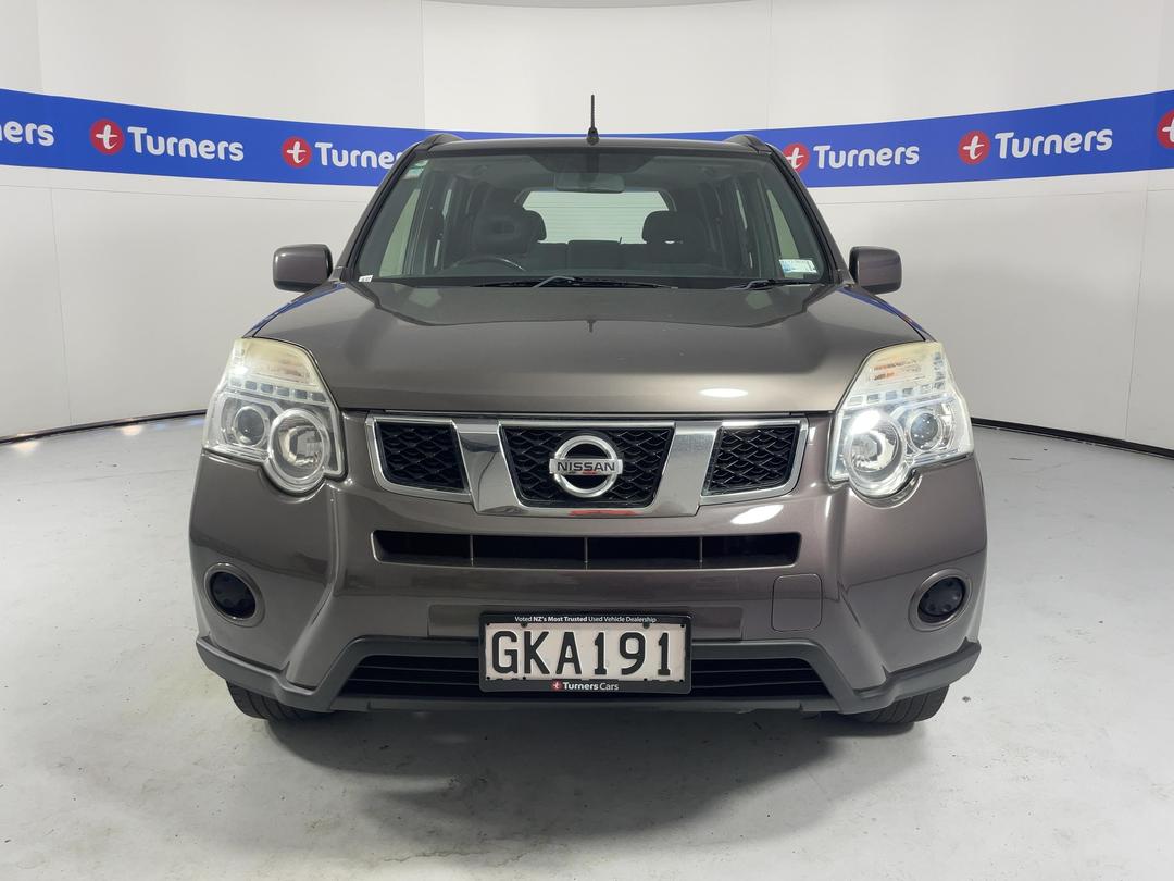 Photo '2' of Nissan X-Trail