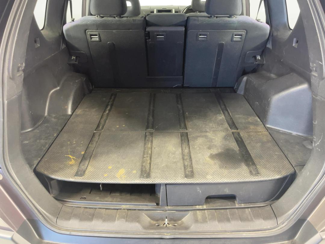 Photo '12' of Nissan X-Trail