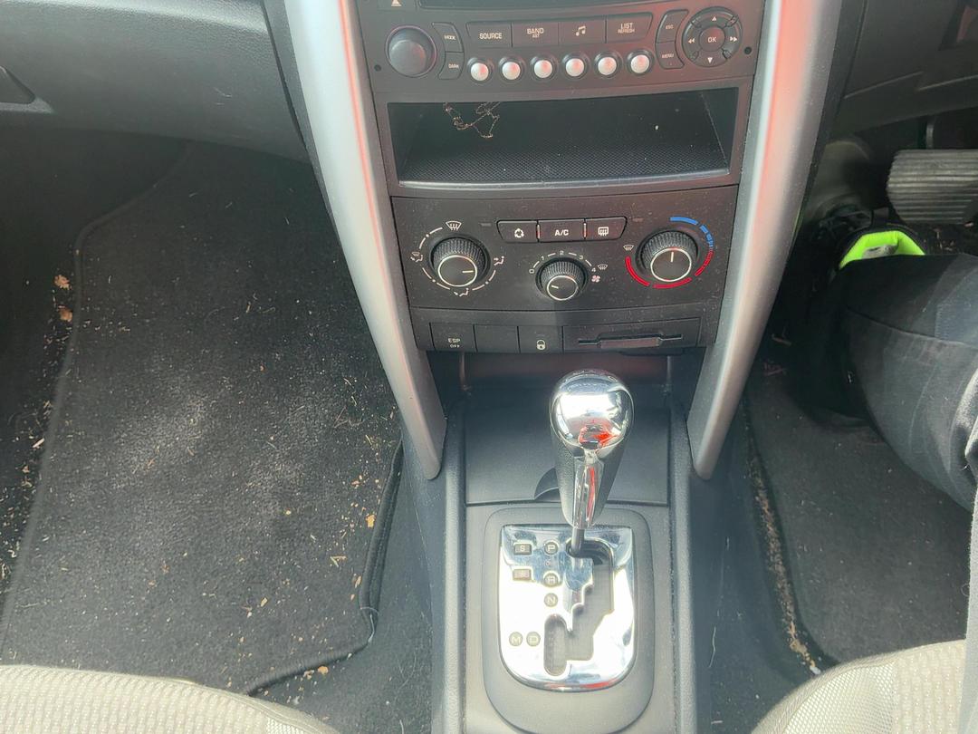 Photo '9' of Peugeot 207 XT Photo '9' of Peugeot 207 XT