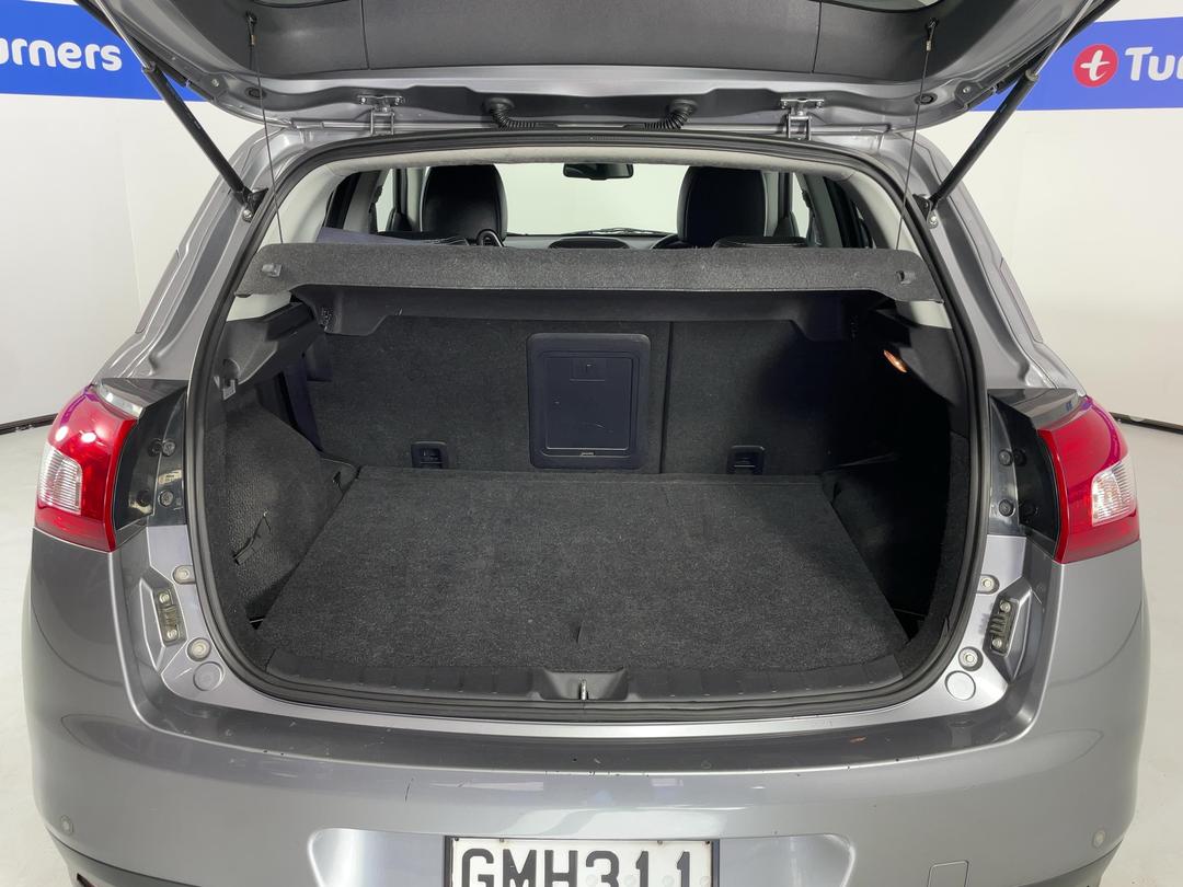 Photo '14' of Peugeot 4008