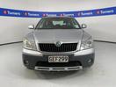Thumbnail '2' of Skoda Octavia Scout TDI