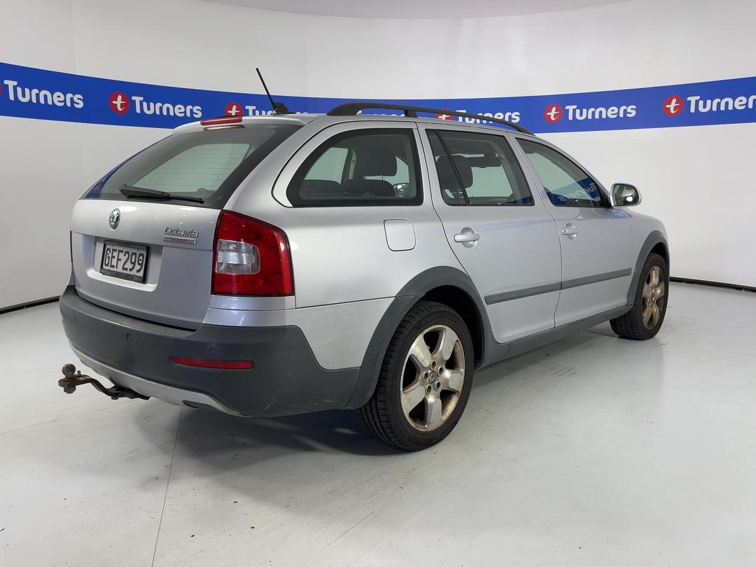 Photo '6' of Skoda Octavia Scout TDI Photo '6' of Skoda Octavia Scout TDI