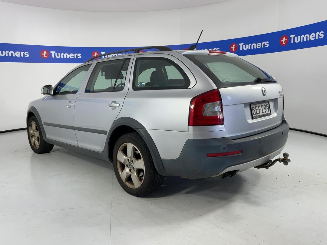 Photo '4' of Skoda Octavia Scout TDI Photo '4' of Skoda Octavia Scout TDI