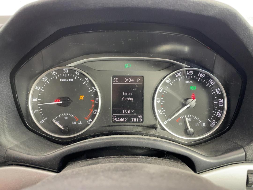 Photo '19' of Skoda Octavia Scout TDI Photo '19' of Skoda Octavia Scout TDI