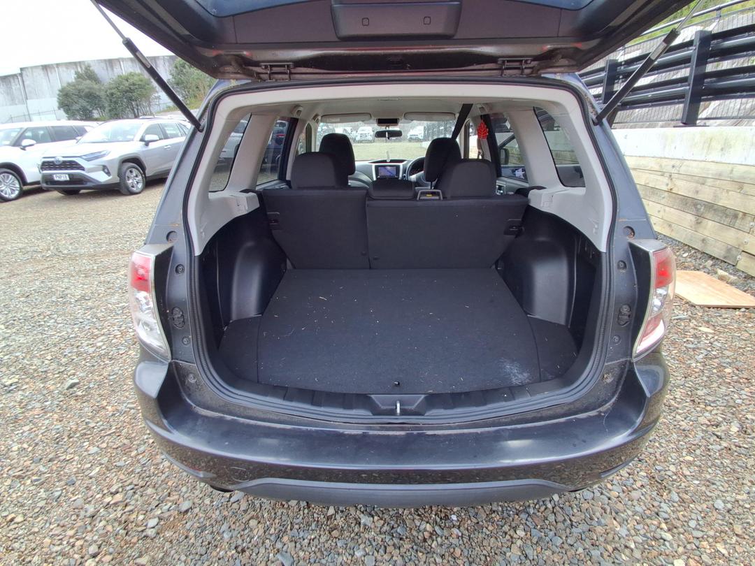 Photo '13' of Subaru Forester Photo '13' of Subaru Forester