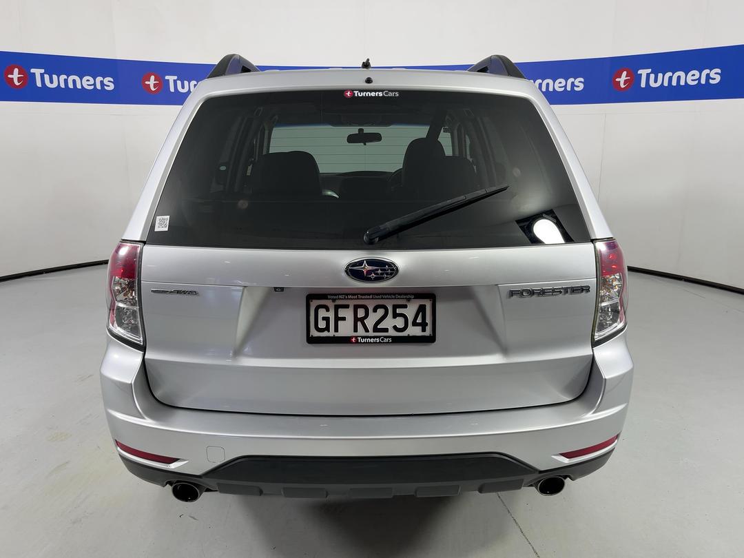 Photo '6' of Subaru Forester