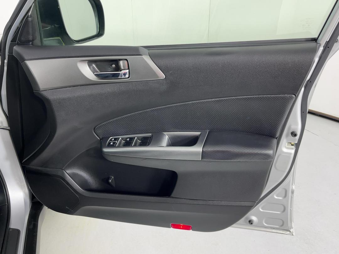 Photo '15' of Subaru Forester