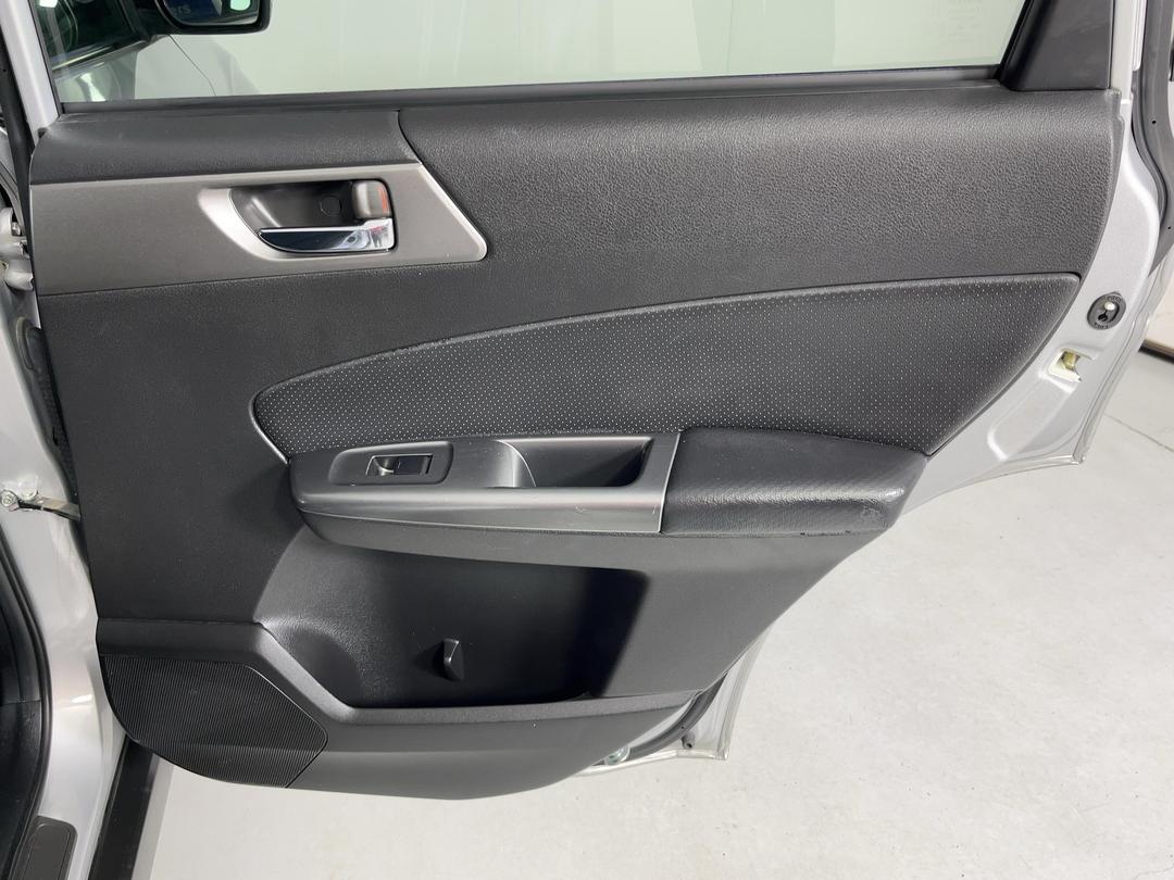 Photo '19' of Subaru Forester