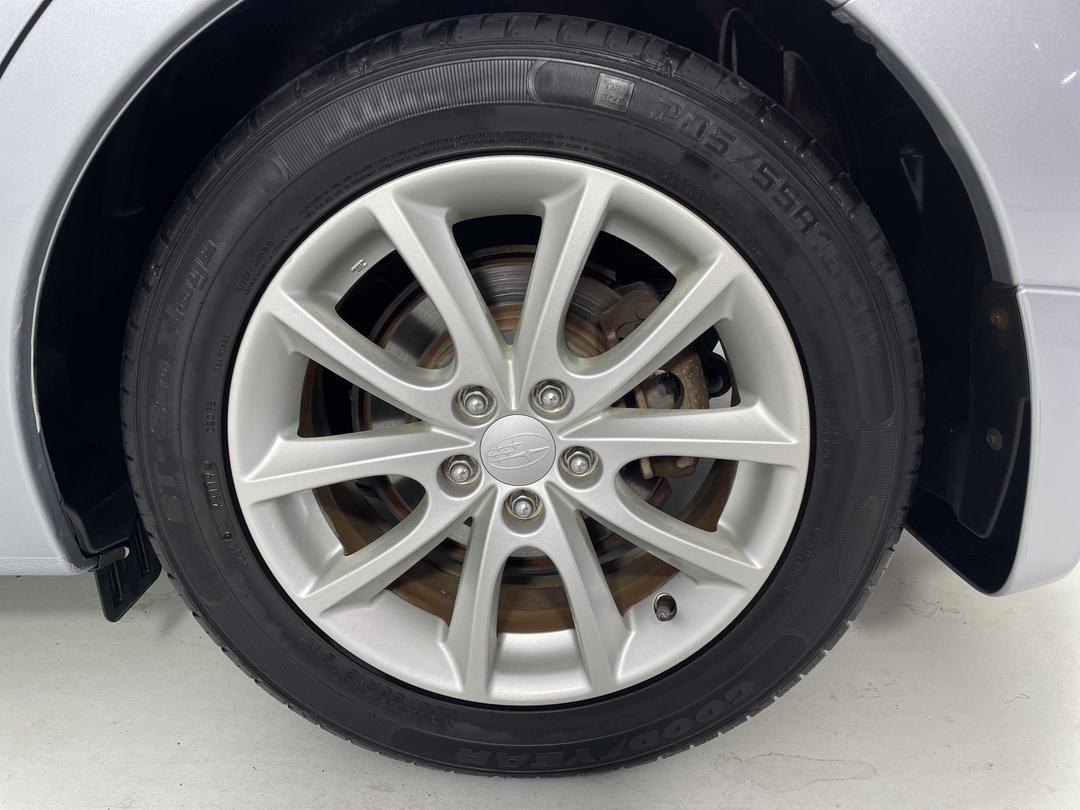 Photo '11' of Subaru Impreza