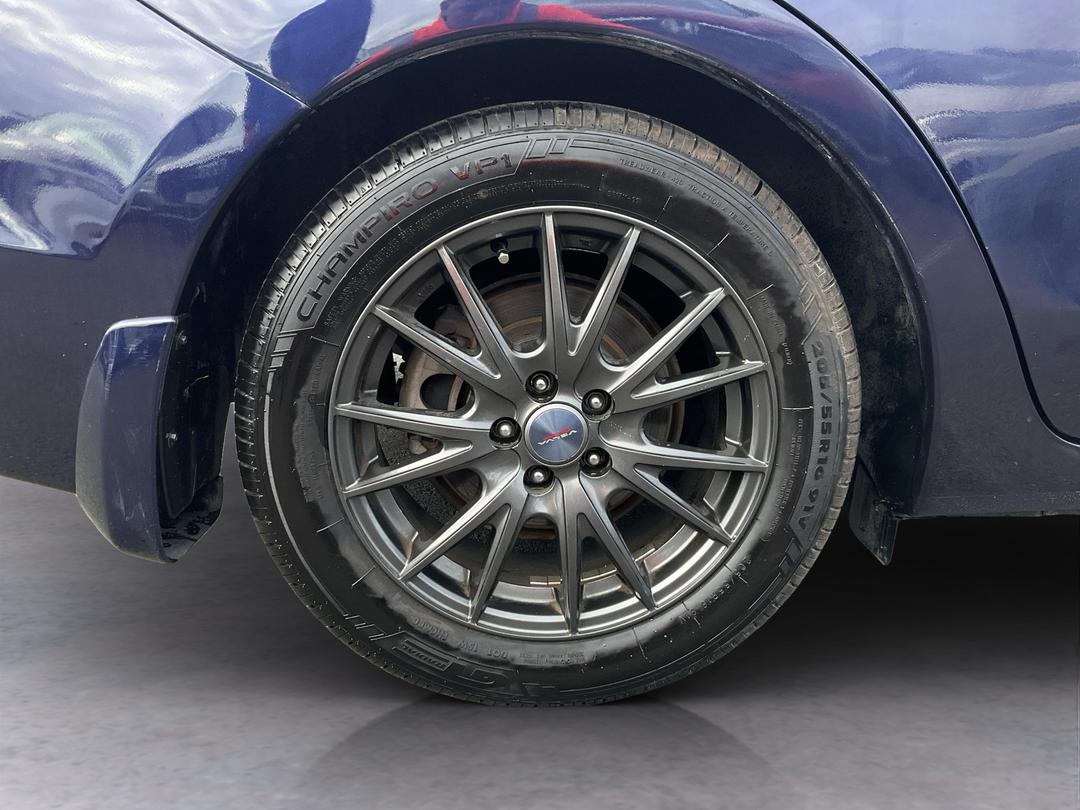 Photo '12' of Subaru Impreza