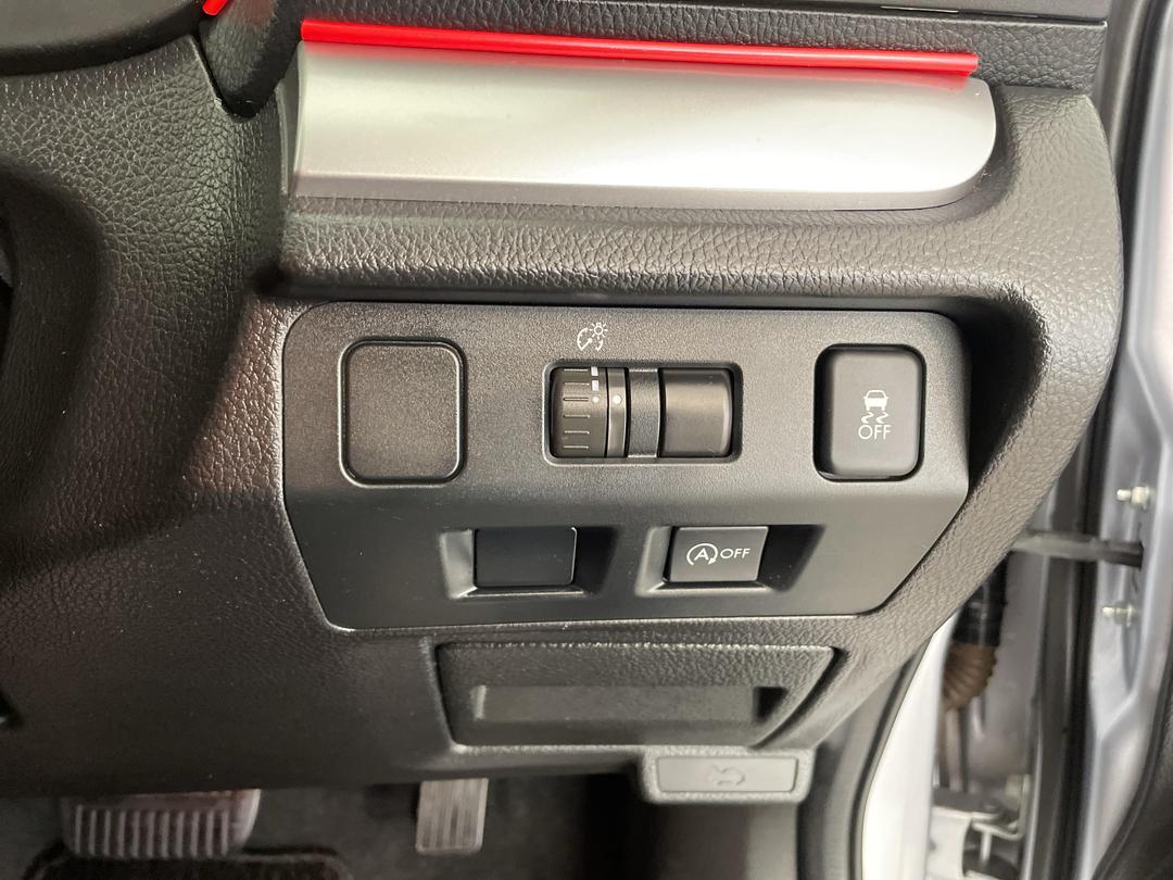 Photo '24' of Subaru Impreza