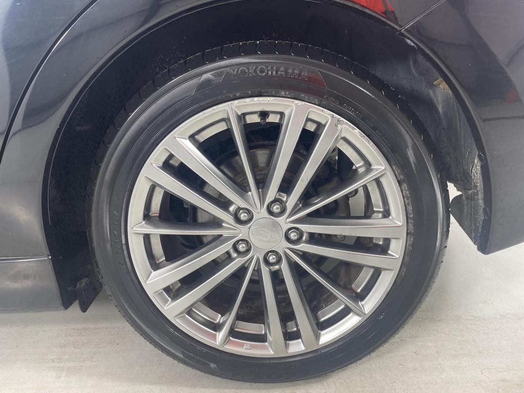 Photo '11' of Subaru Impreza