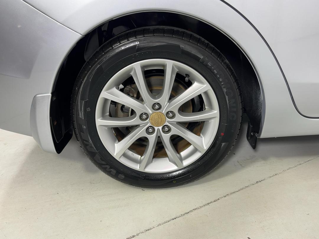 Photo '12' of Subaru Impreza