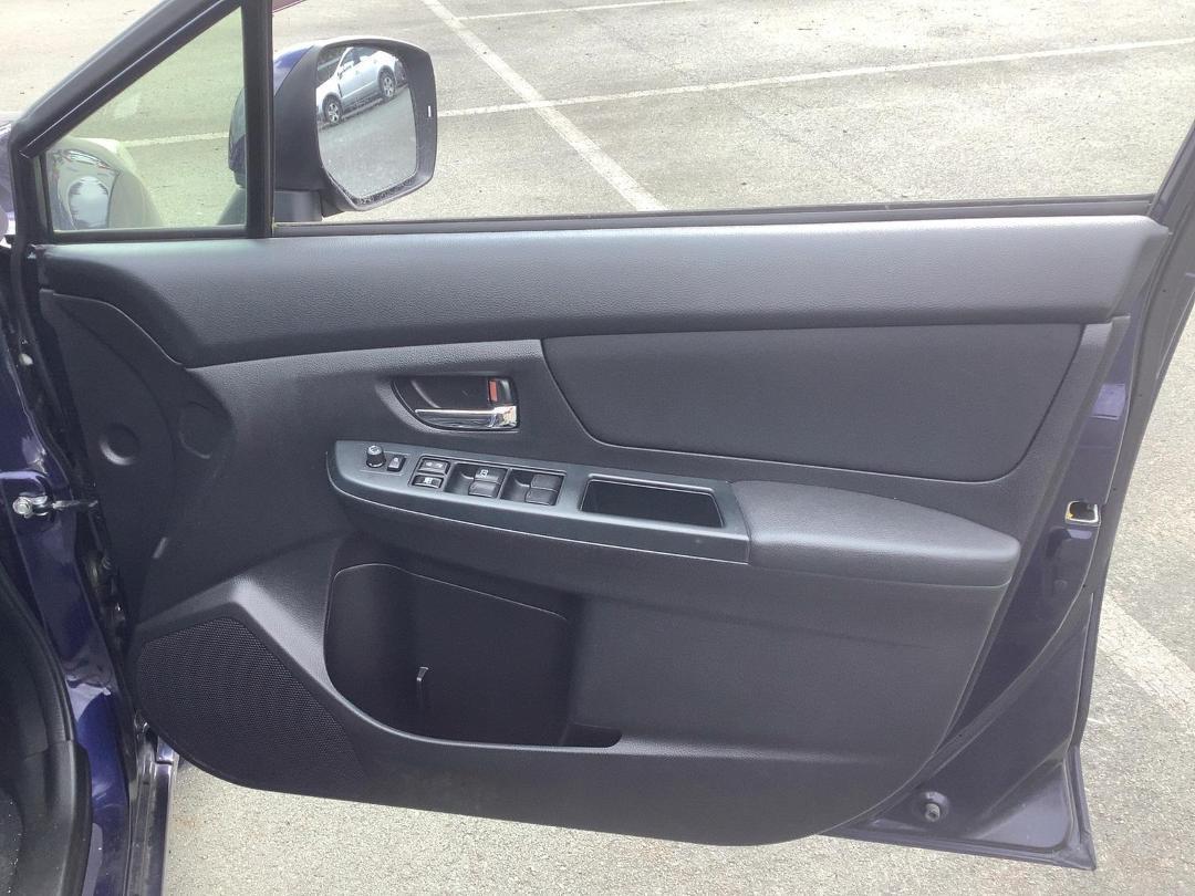 Photo '12' of Subaru Impreza Photo '12' of Subaru Impreza