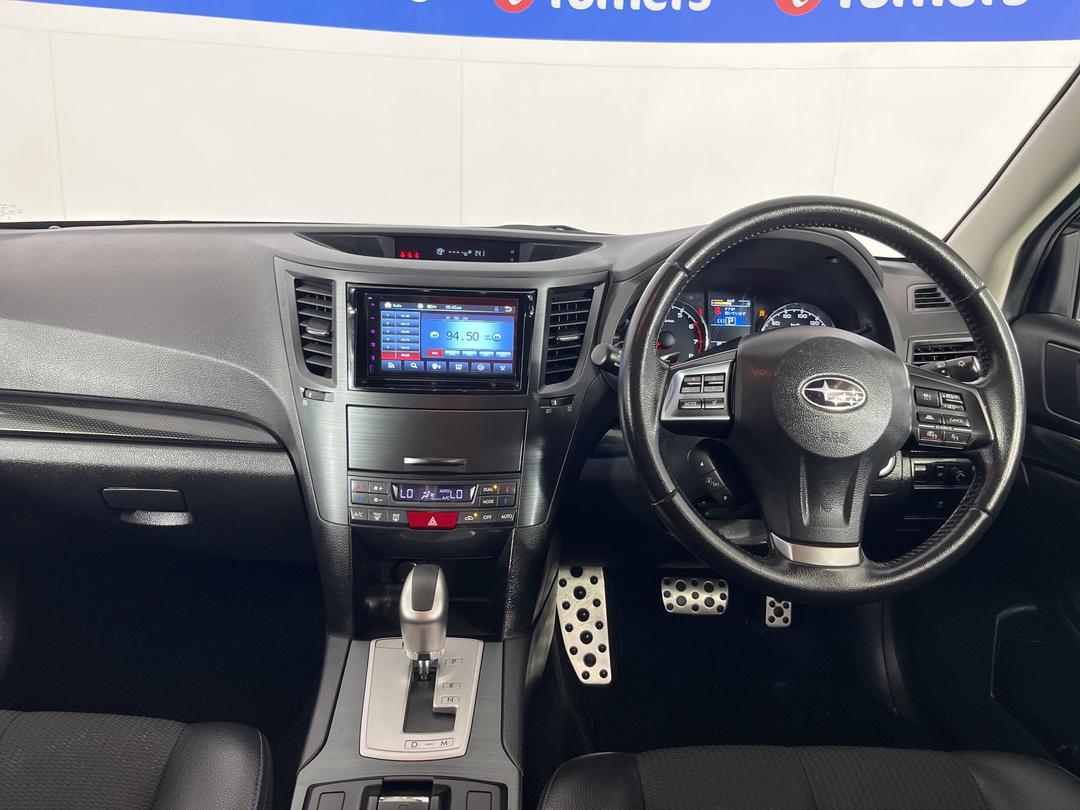 Photo '17' of Subaru Legacy