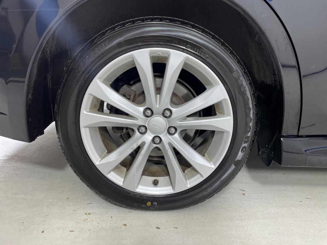 Photo '12' of Subaru Legacy