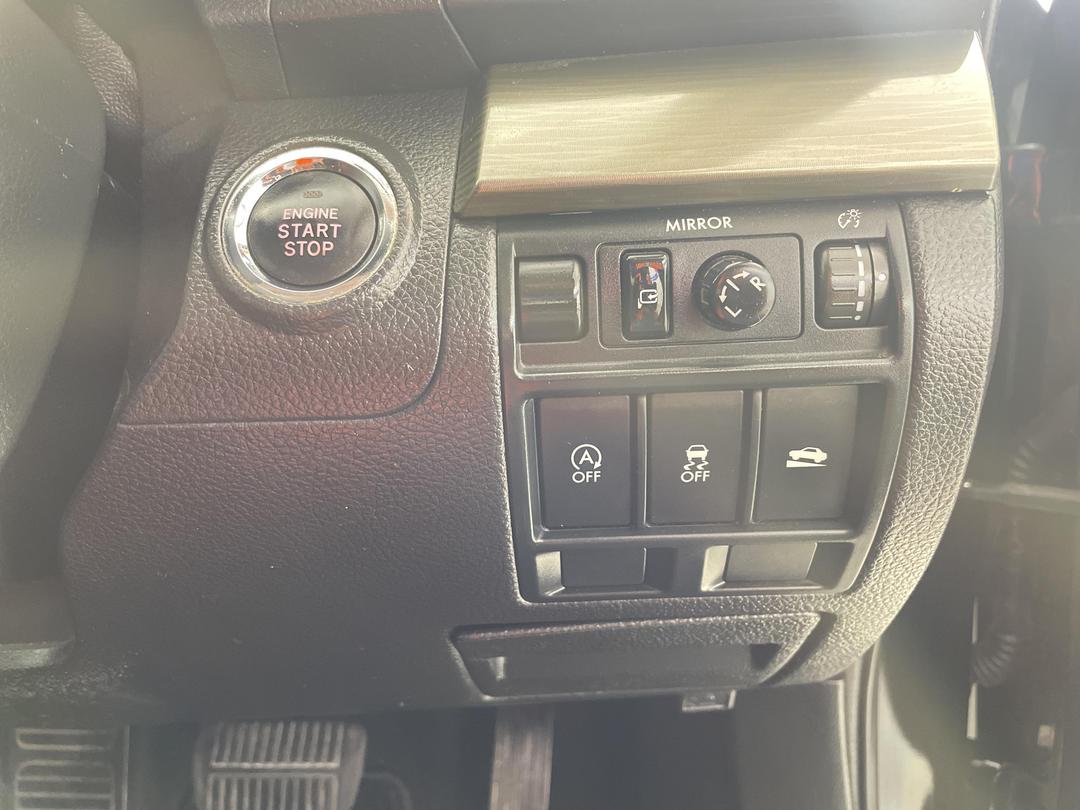 Photo '25' of Subaru Legacy