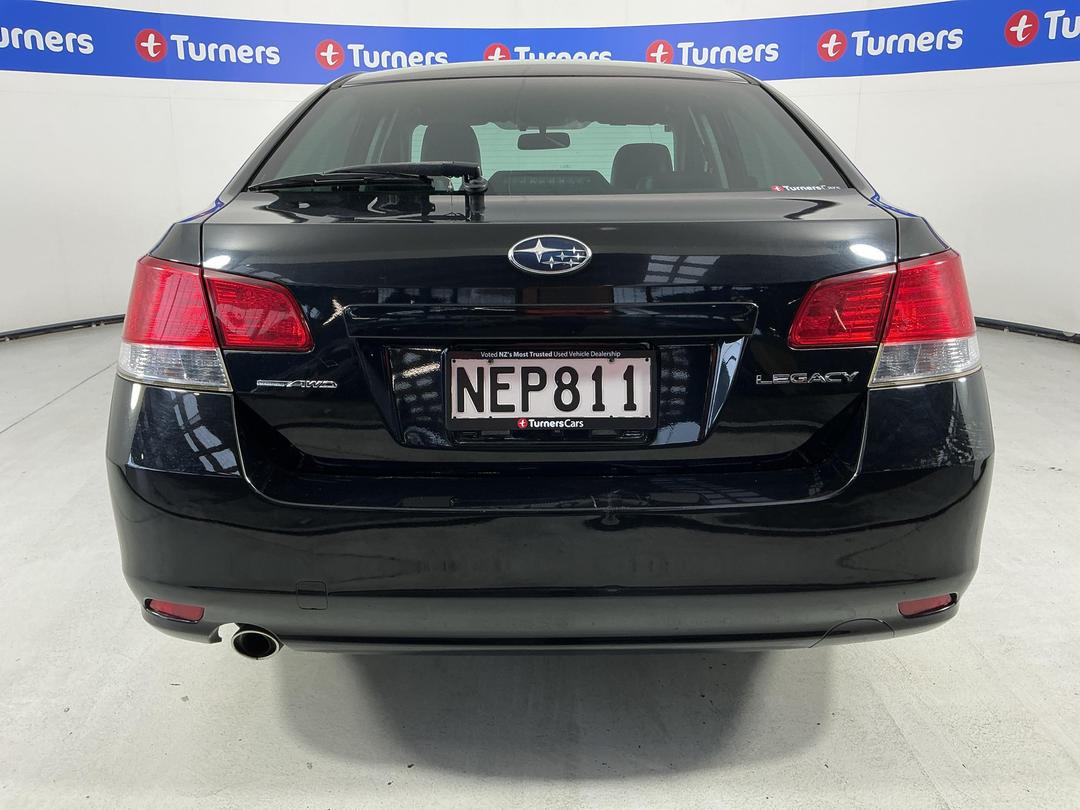 Photo '6' of Subaru Legacy