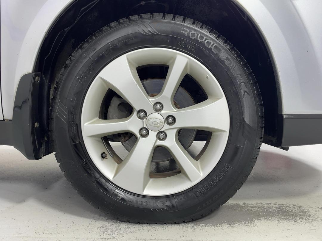 Photo '9' of Subaru Legacy