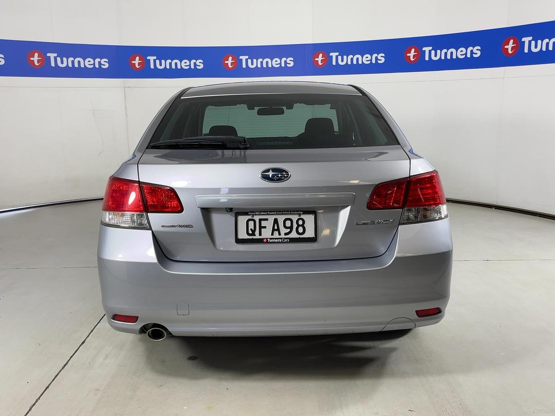 Photo '6' of Subaru Legacy