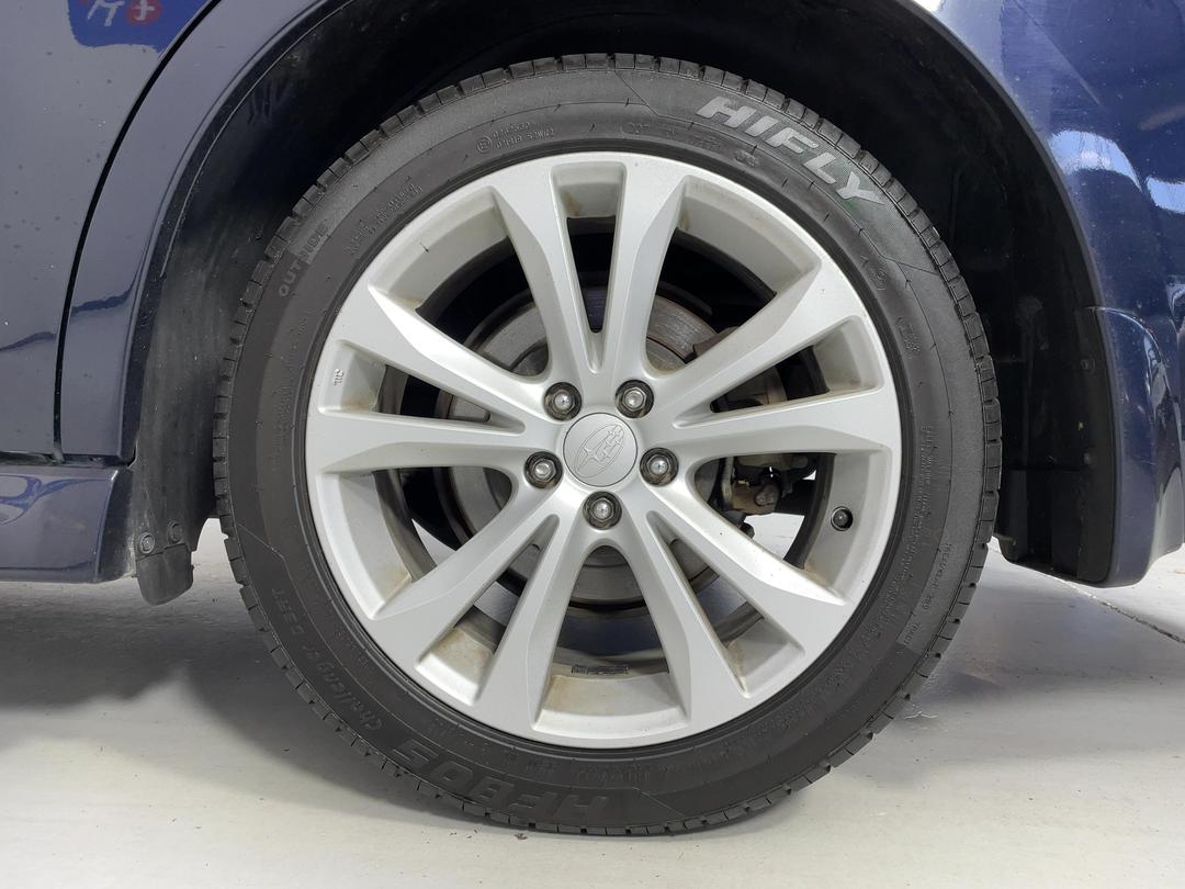 Photo '11' of Subaru Legacy Photo '11' of Subaru Legacy