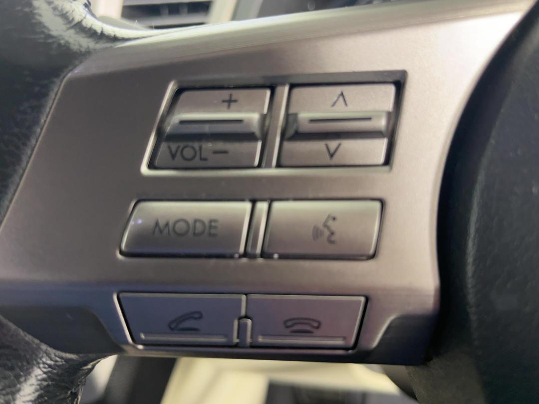 Photo '25' of Subaru Legacy
