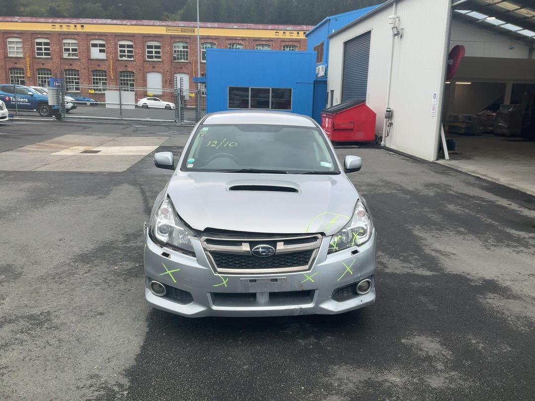 Photo '2' of Subaru Legacy Photo '2' of Subaru Legacy