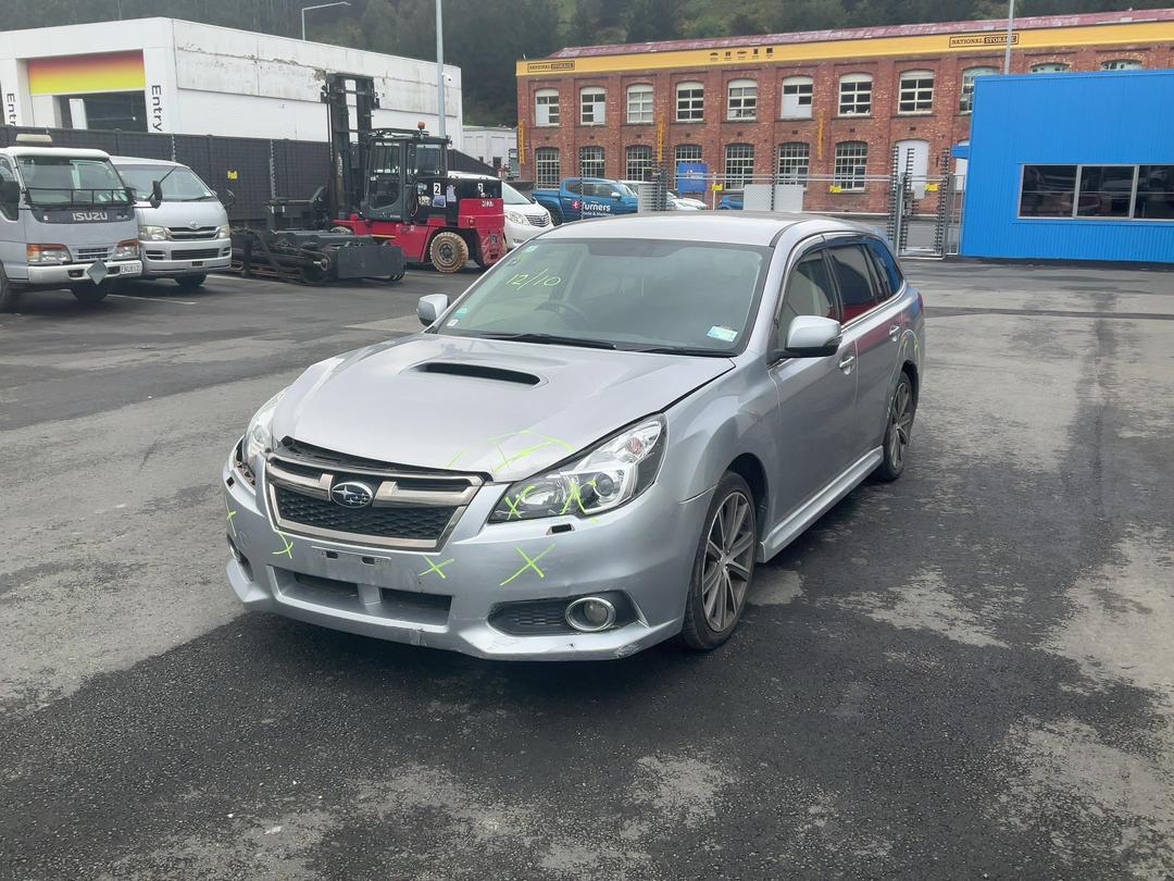 Photo '3' of Subaru Legacy Photo '3' of Subaru Legacy