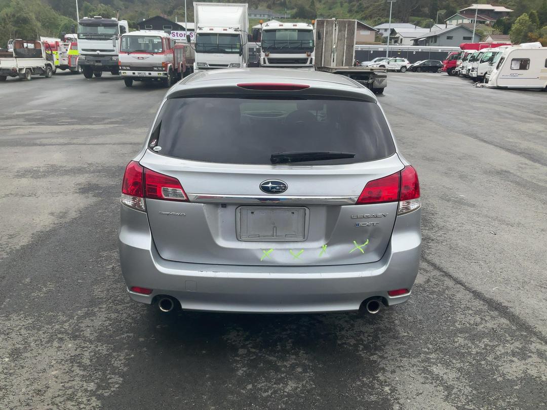 Photo '6' of Subaru Legacy Photo '6' of Subaru Legacy