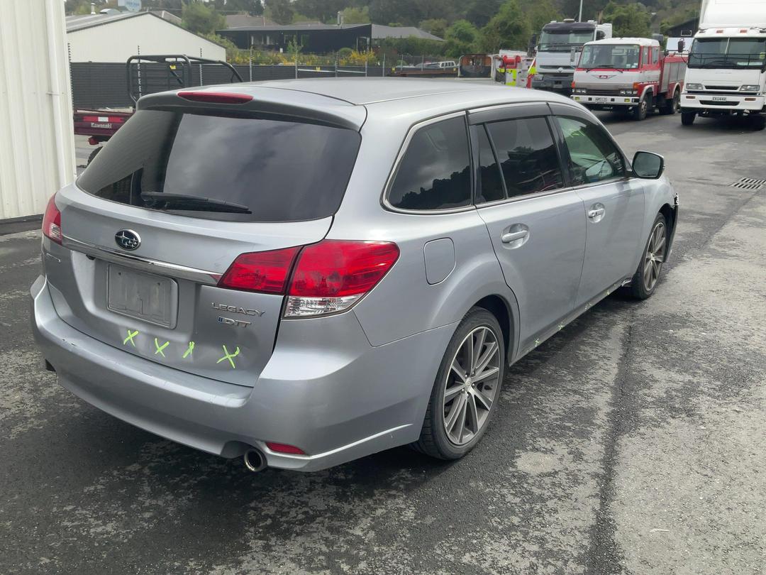 Photo '7' of Subaru Legacy Photo '7' of Subaru Legacy