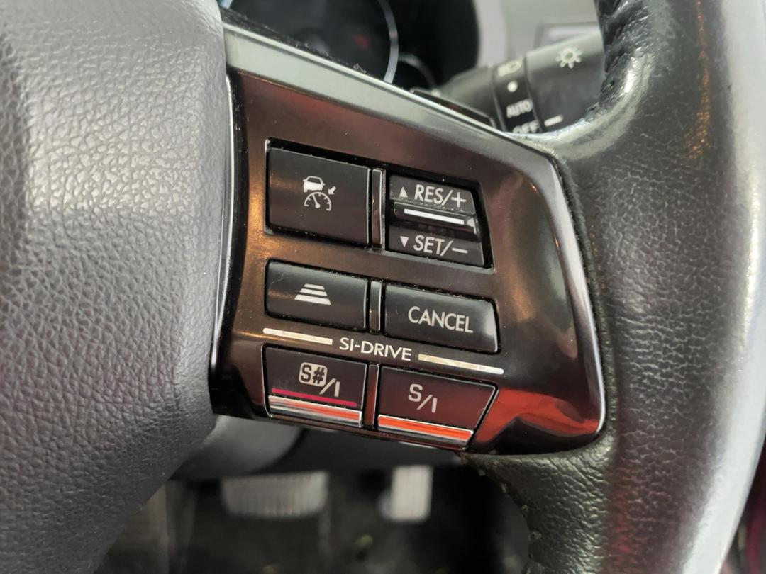 Photo '26' of Subaru Legacy