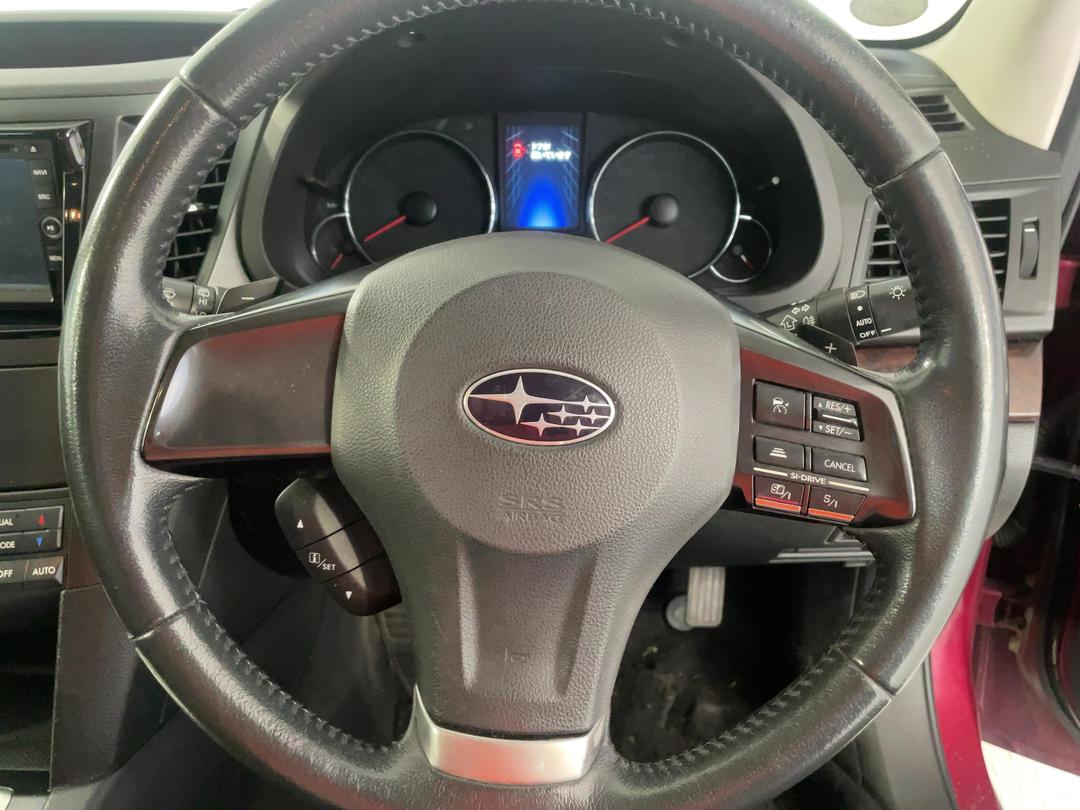 Photo '27' of Subaru Legacy