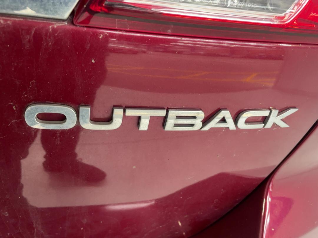 Photo '36' of Subaru Legacy