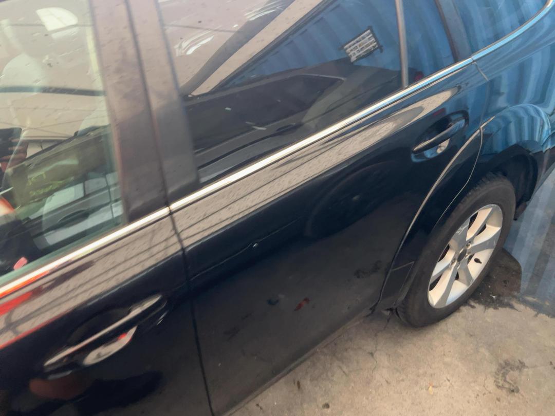 Photo '11' of Subaru Outback I