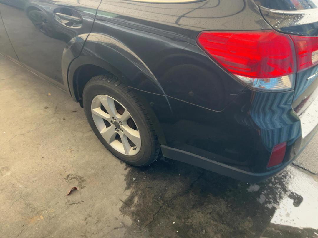 Photo '12' of Subaru Outback I