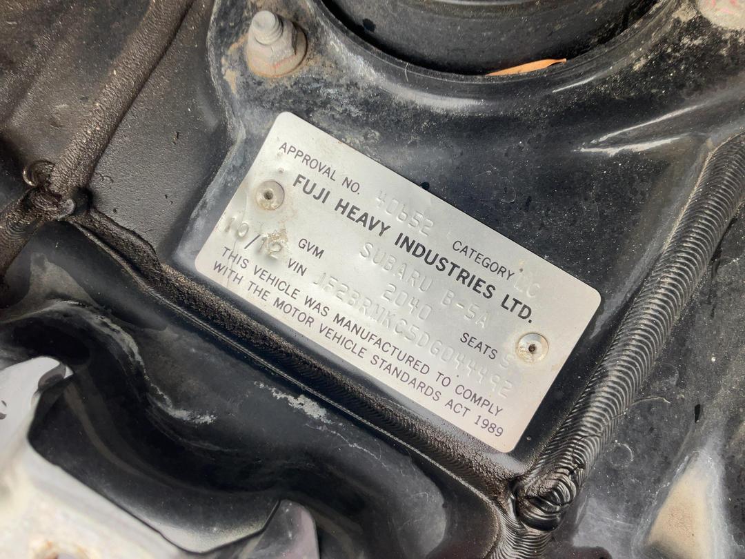 Photo '18' of Subaru Outback I