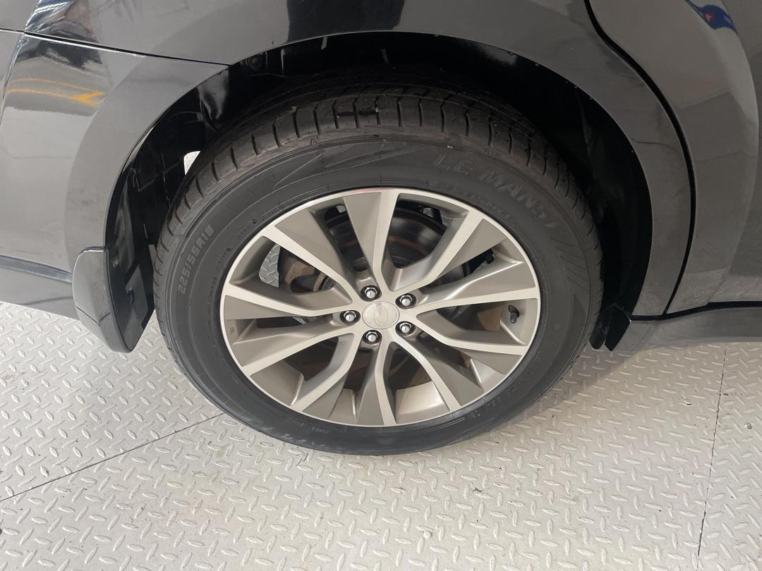 Photo '12' of Subaru Outback