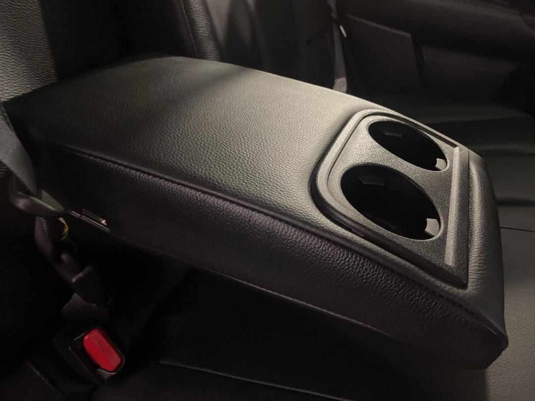 Photo '23' of Subaru Outback