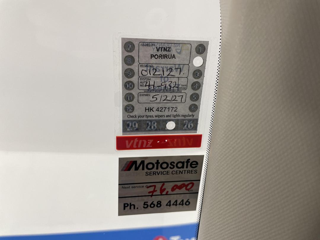 Photo '34' of Subaru Outback