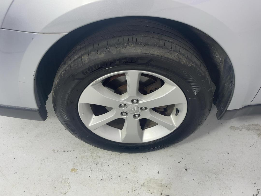 Photo '10' of Subaru Outback