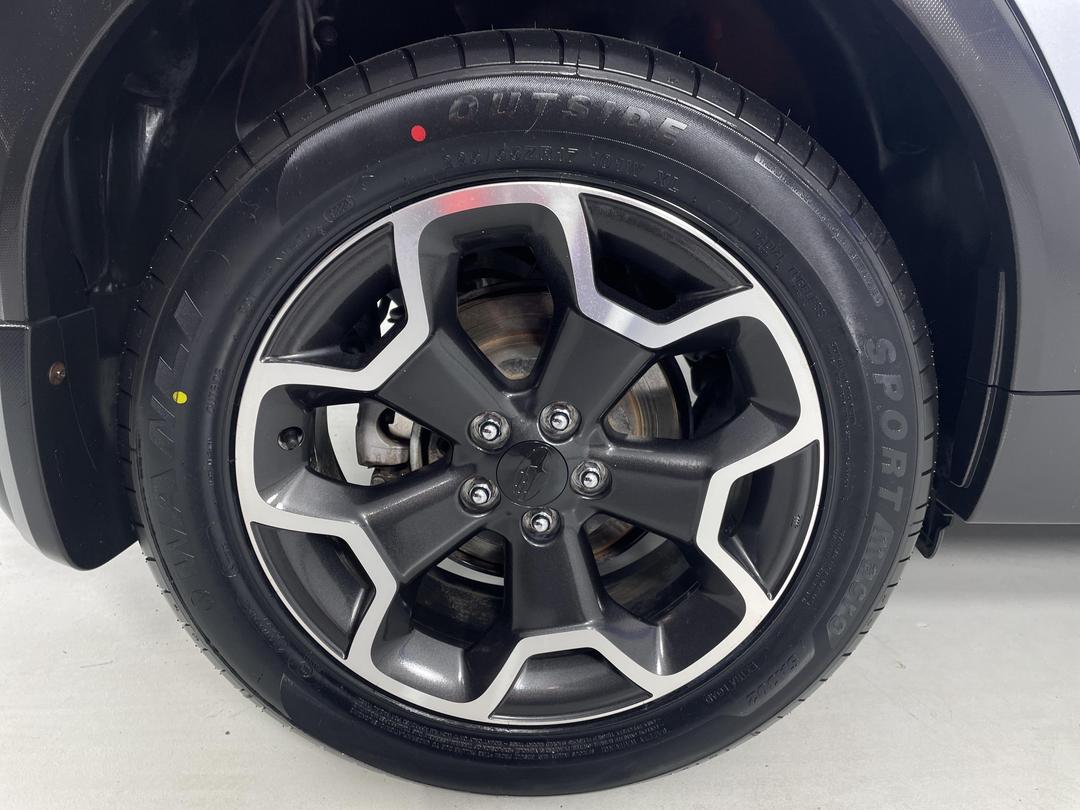 Photo '12' of Subaru XV